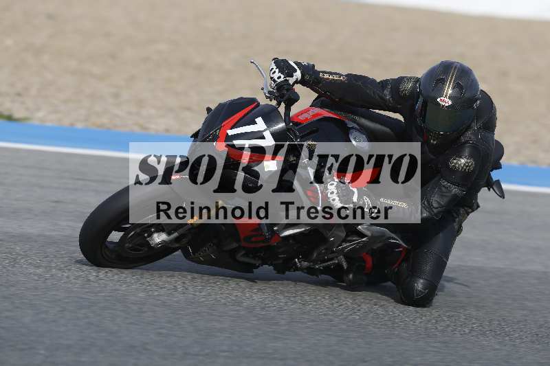 /Archiv-2024/01 26.-28.01.2024 Moto Center Thun Jerez/Gruppe gruen-green/77